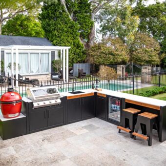 Open Layout outdoor kitchen by Stonewood