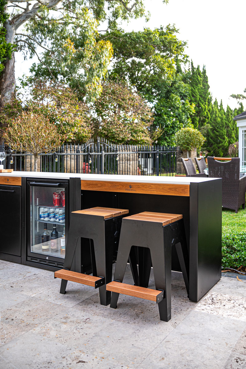 Stonewood Bar with stools